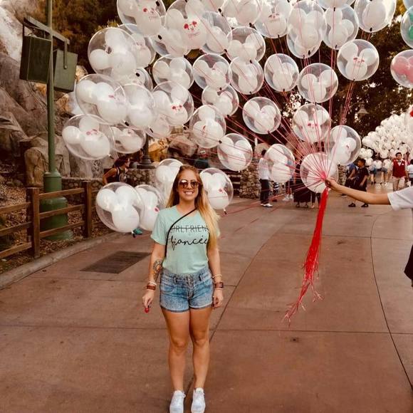 Meet your Posher, Ashley - Picture 1 of 1